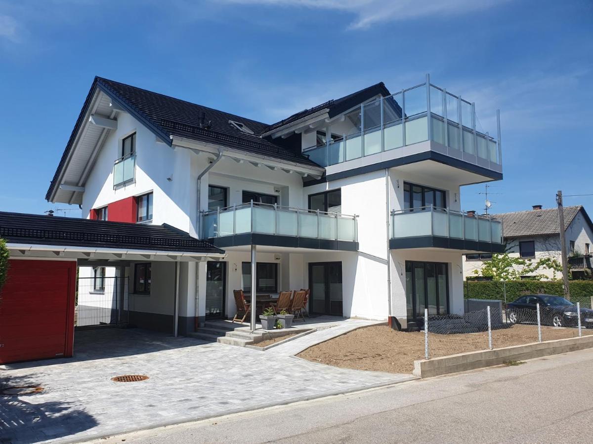 Top-Moderne Und Geraeumige Ferienwohnung Assling 외부 사진